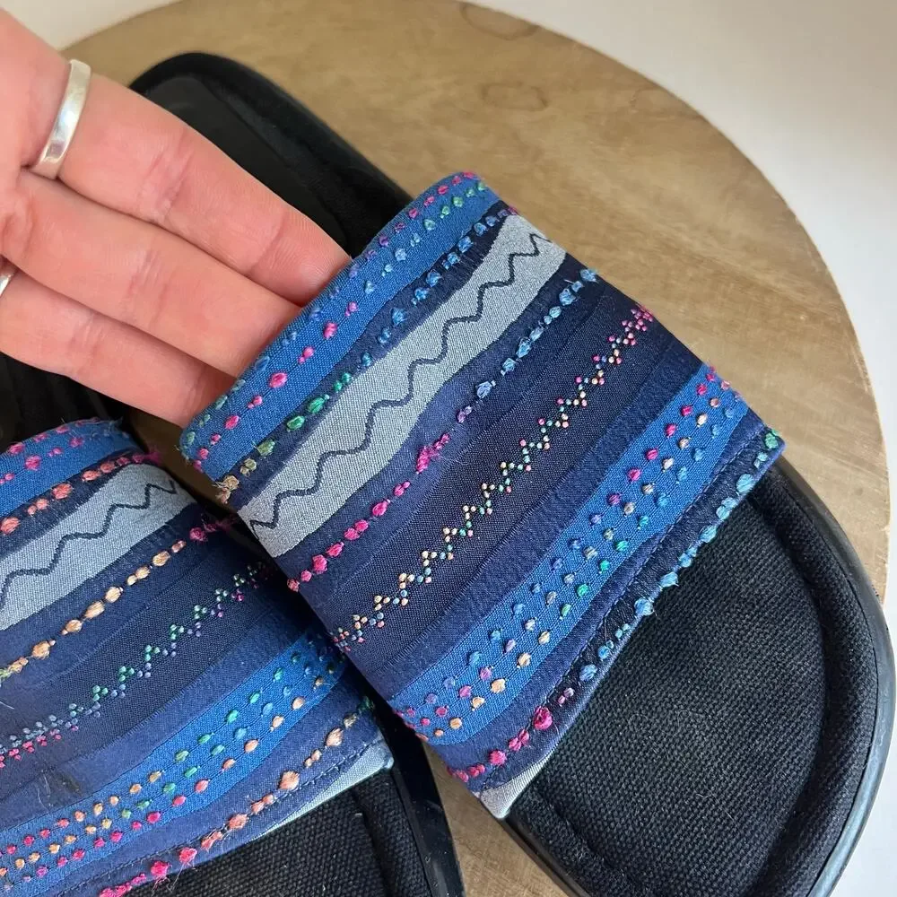 Art Effects Blue Embroidered Square Toe Chunky Slide Sandals Brazil Size 8